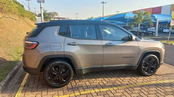 JEEP COMPASS 2.0 16V FLEX NIGHT EAGLE AUTOMÁTICO